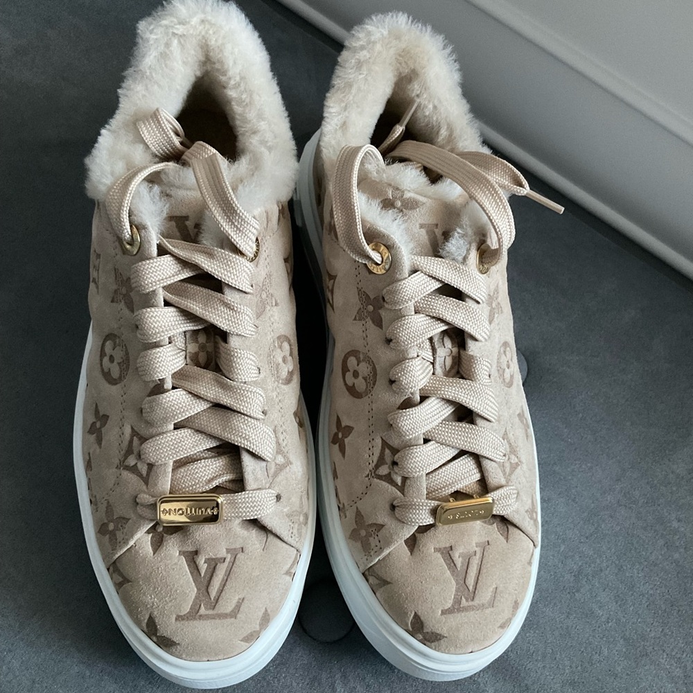 🔥Louis Vuitton Time Out Sneaker🔥